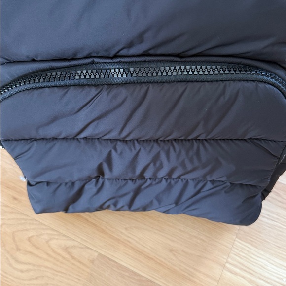 Mark & Graham Black Backpack Puffer Quilted Gold Hardware - Picture 3 of 8